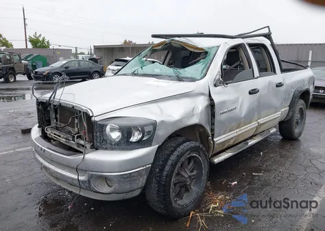 2007 Dodge Ram 1500 Slt/Trx4 Off Road/Sport z USA, uszkodzony, nr VIN 1D7HU18257S155554